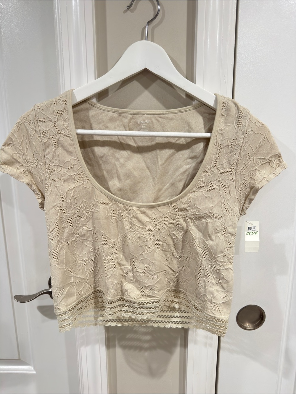 Aerie Superchill Beige Lace Crop Top Short Sleeve Women's Large NWT